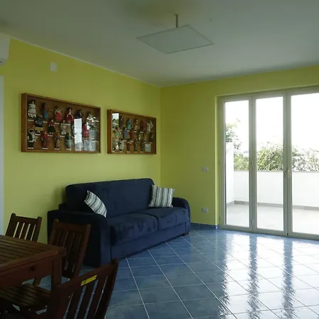 Holiday home Casa Gioiosa Gioiosa Marea